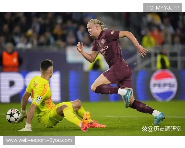 德布劳内脚后跟传球哈兰德一推得分